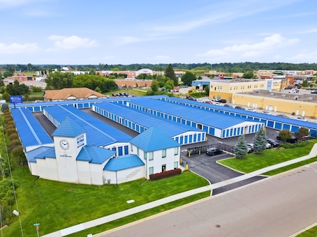 Storage Units at Make Space Storage - Ancaster - 1147 Garner Rd, Ancaster ON